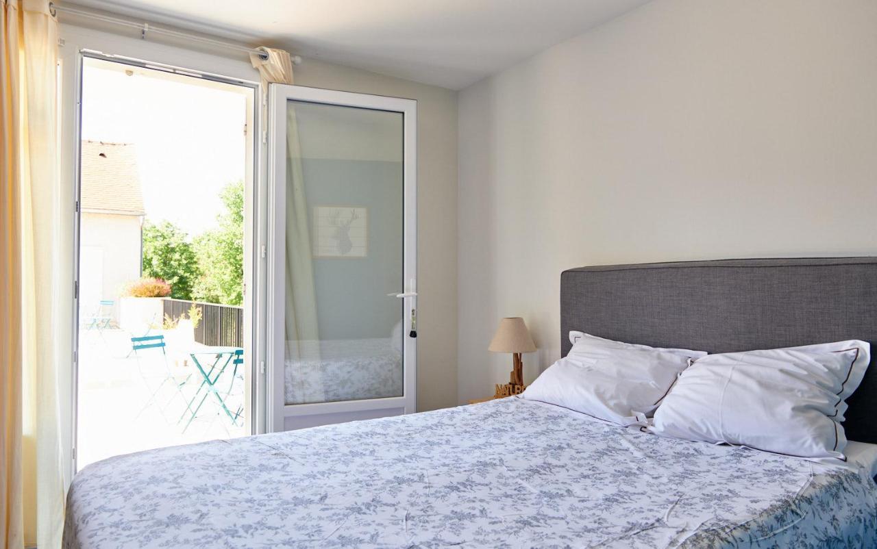 Le Carre Saint Pierre - Chambres D'Hotes Marey-les-Fussey Bagian luar foto